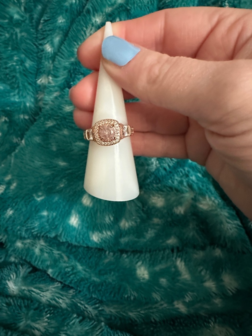 Ring size 7 rose gold